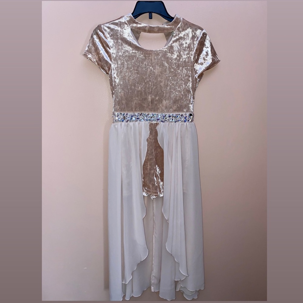 Beautiful Girls Pink Velvet Dress Size 8